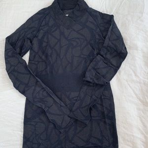 Long sleeve Lululemon Run Top